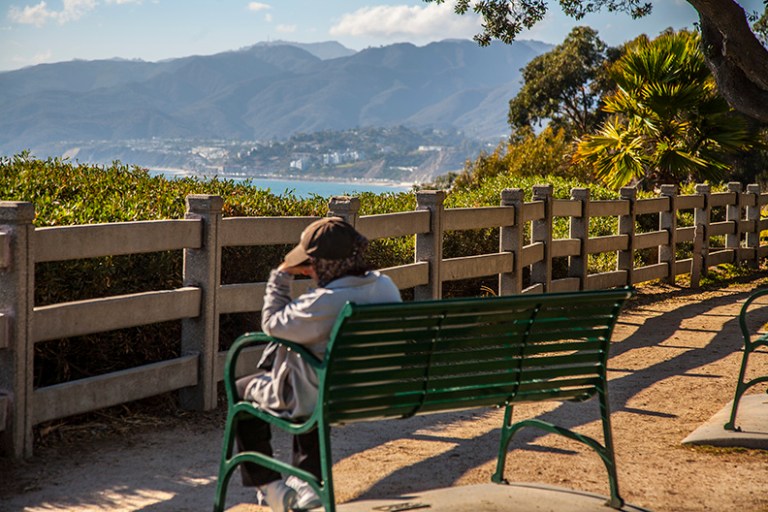 Woman with headache_2586