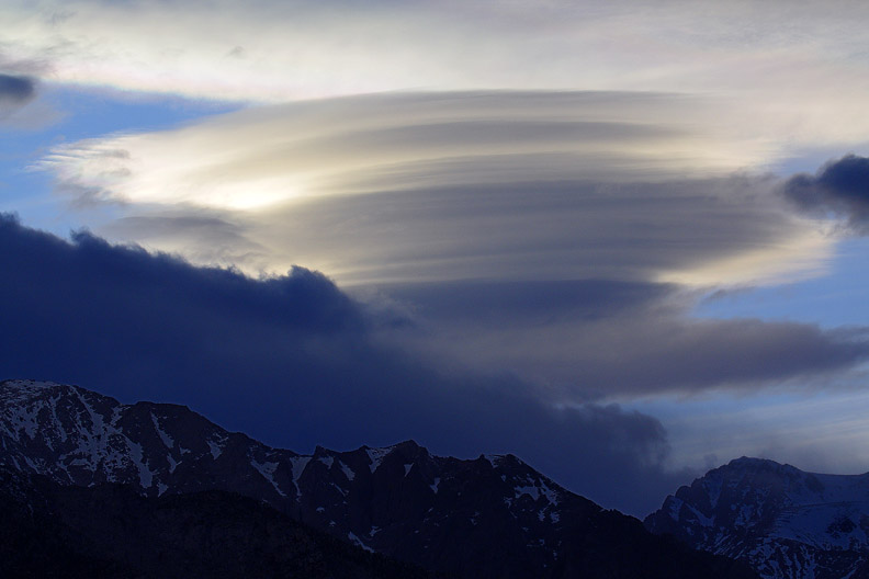 FUNKY CLOUDS OVER THE SIERRAS