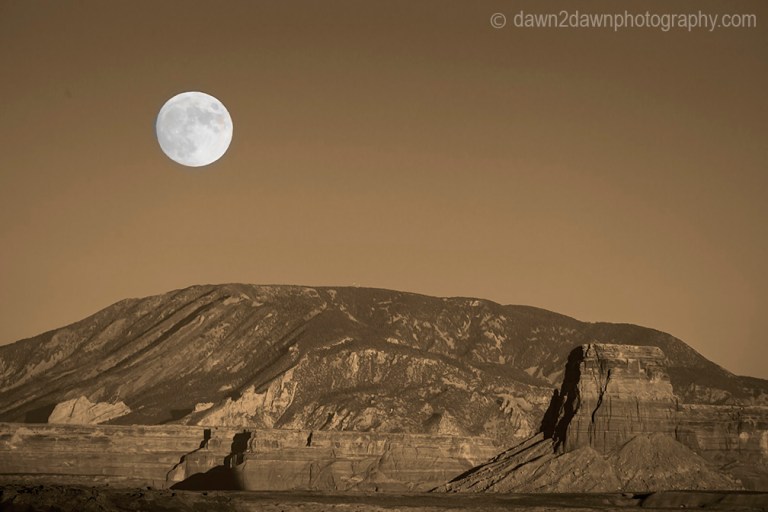 Lake Powell Moonrise
