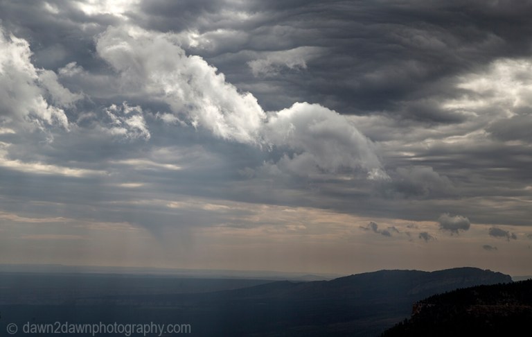 Mornign clouds appear over The Grand Canyon at Grand Canyon National park, Arizona
